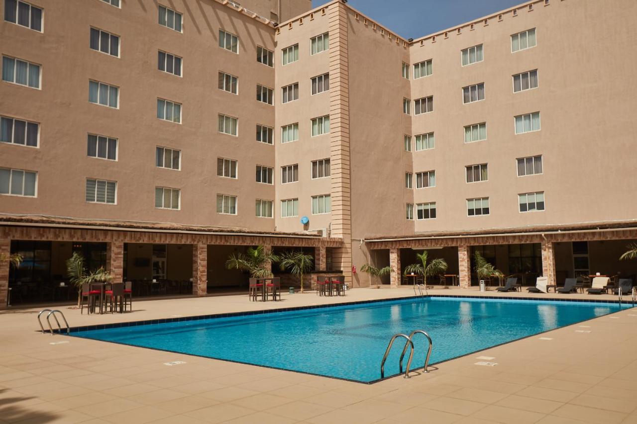 Bristol Palace Hotel Kano Esterno foto