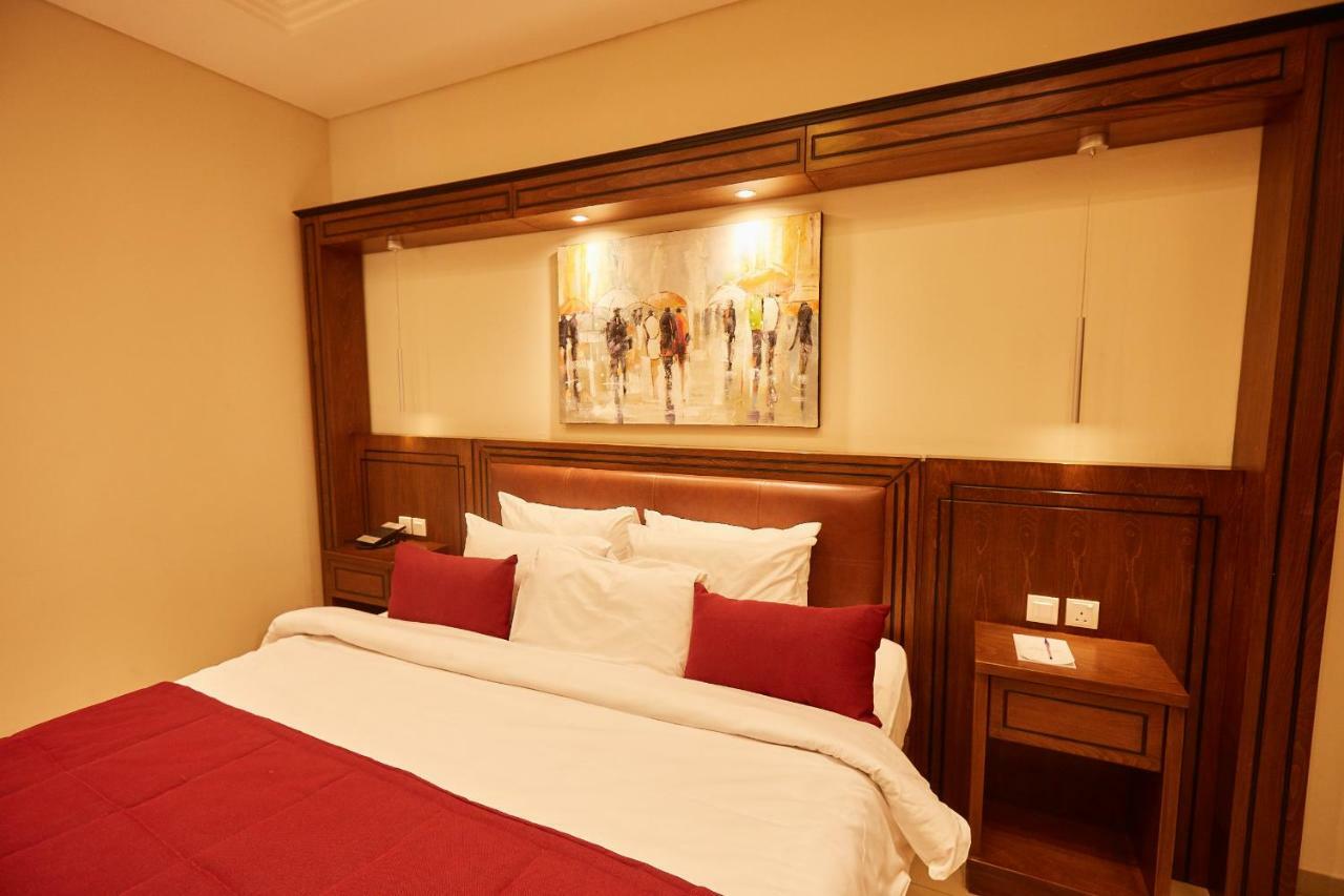 Bristol Palace Hotel Kano Esterno foto